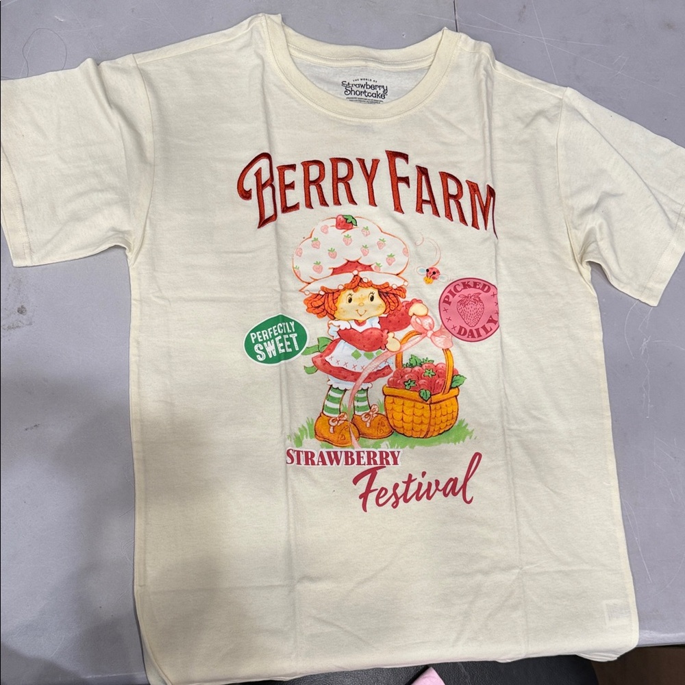 Embroidered Berry Farm Strawberry Festival Tee - Cream